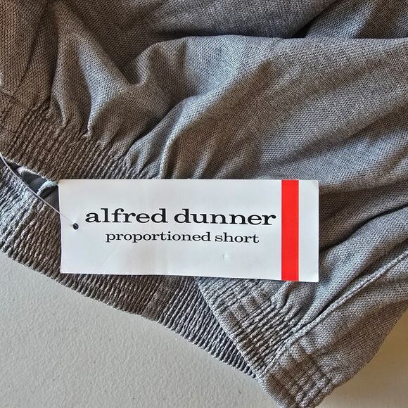 Alfred Dunner Comfort Waist Pants Women's 8 Proportioned Short Gray Pull On NWT - Picture 3 of 16